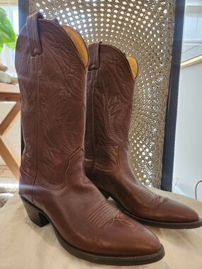 Nocona Boots Brown Cowboy Boots, Size 6.5